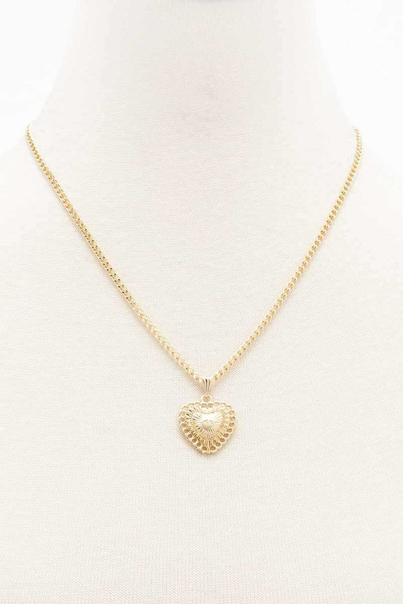 Metal Heart Pendant Necklace